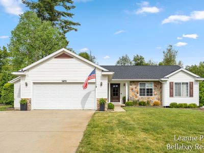 1870 Pineridge Dr, Hastings, MI, 49058