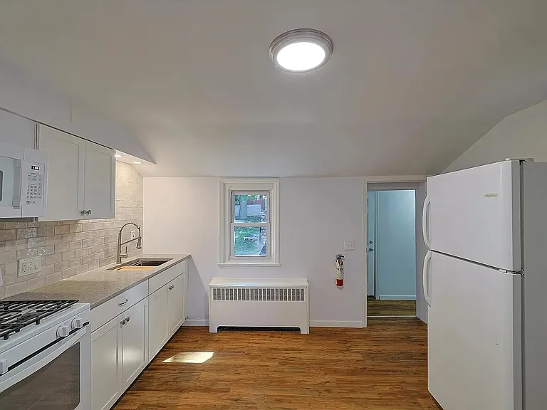 95 Delafield St #2 — Photo 7
