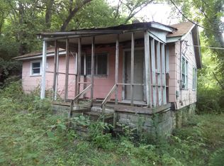 2438 S 11th St, Kansas City, KS 66103