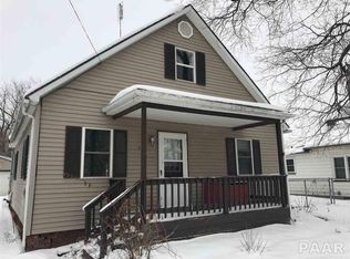 851 W Locust St, Canton, IL 61520