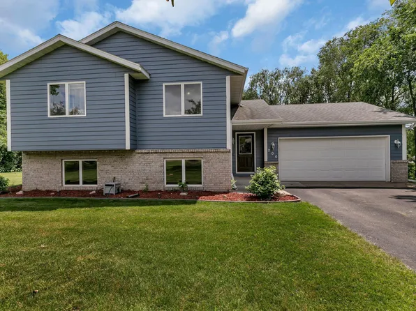 206 4th St NE, Saint Stephen, MN 56375