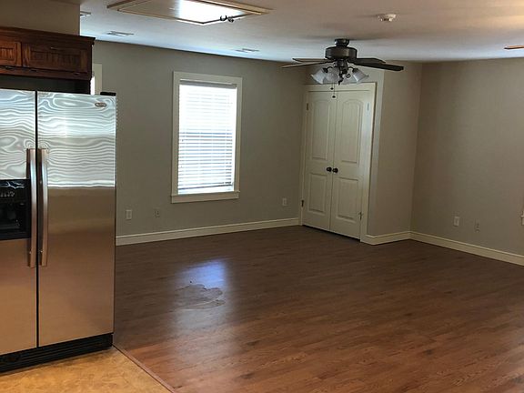 3rd image of 214 Eddington St