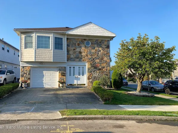76 Bangor St, Staten Island, NY 10314
