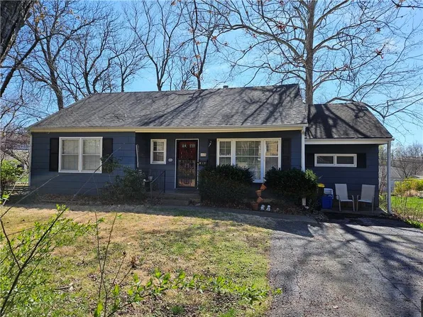 1 W 89th St, Kansas City, MO 64114