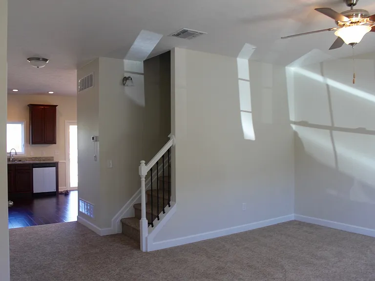 113 Cedar Point Ln — Photo 3