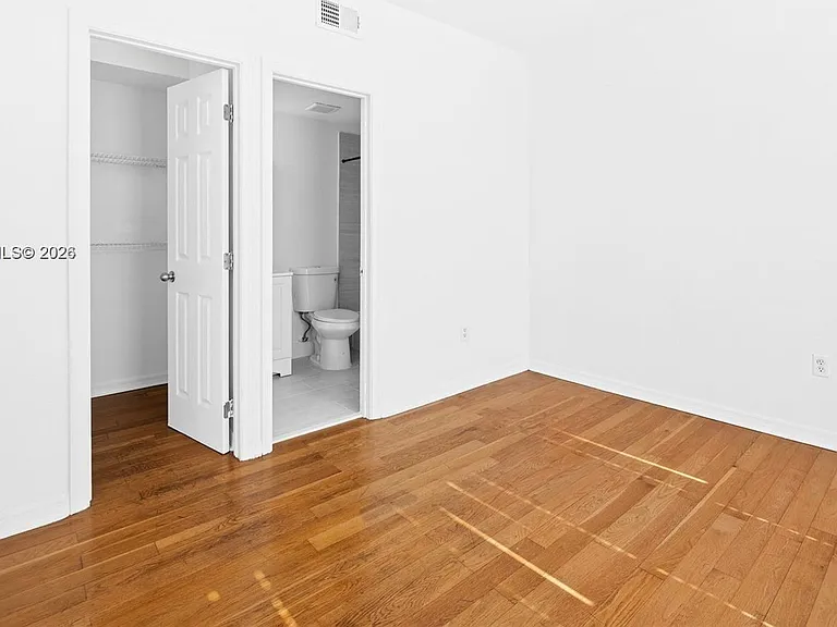 1027 Pennsylvania Ave #306 — Photo 10