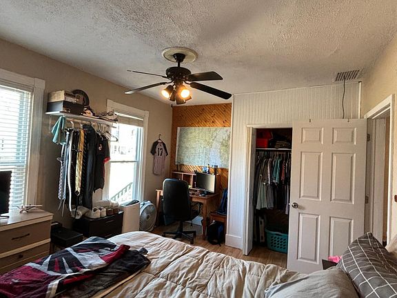 5th image of 831 Central St