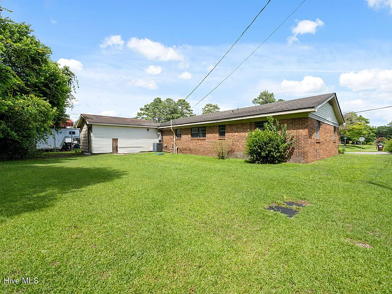 10 Stoney Rd — Photo 24