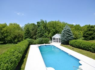 5N810 Fairway Dr, St Charles, IL 60175