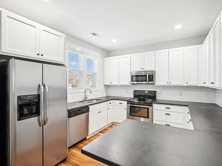 Cadia Myrtle Landing - Townhomes for Rent — Photo 7