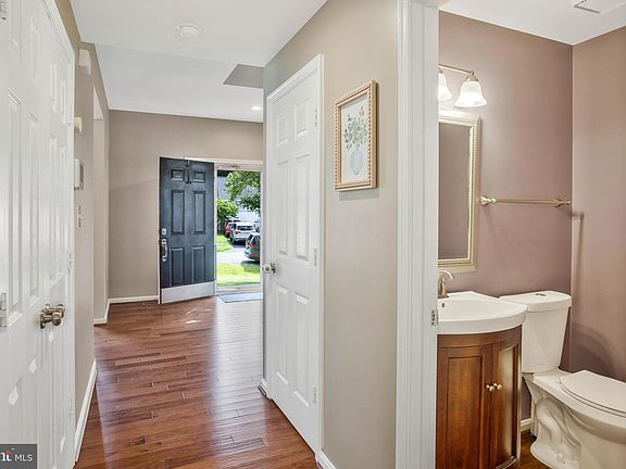 3rd image of 56 Blossom Wood Ct