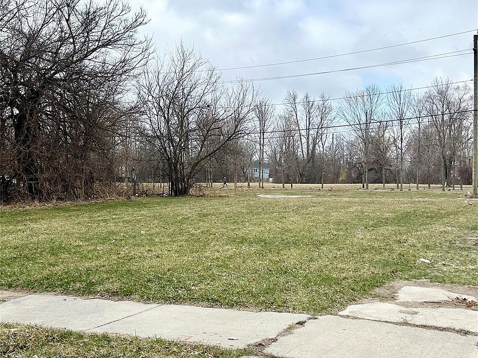 1st image of 3098 Parker St