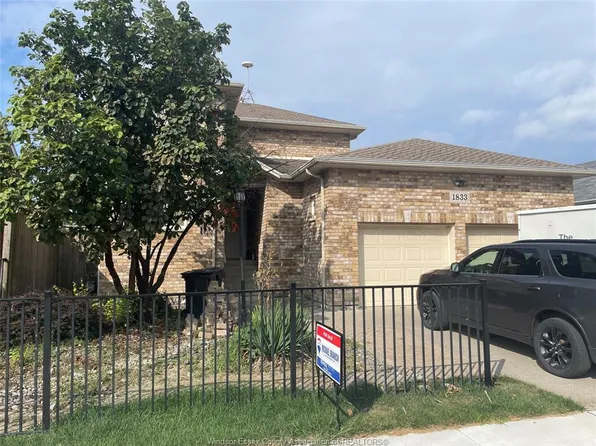 1833 Saint Luke Rd, Windsor, ON N8W 3W8