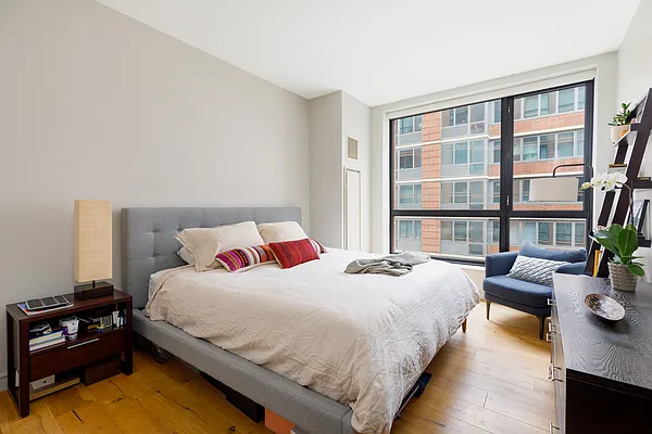 Sold by Compass | media 3