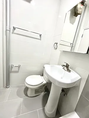 Rented by Kamgirsons & Company, Inc. | media 13