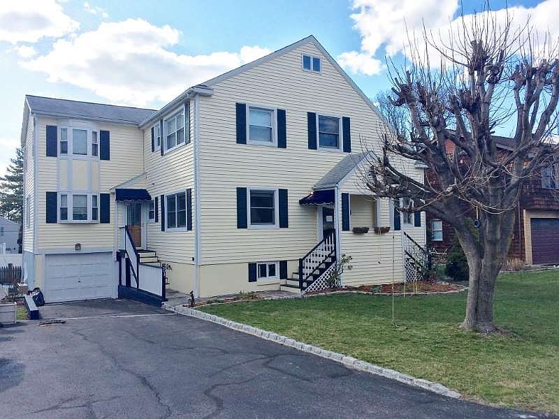 1st image of 251 Manhattan Ave