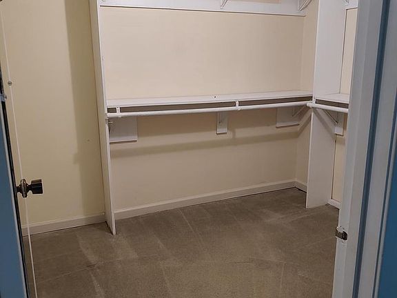 3rd image of 10241 Prince Pl APT 27-T2