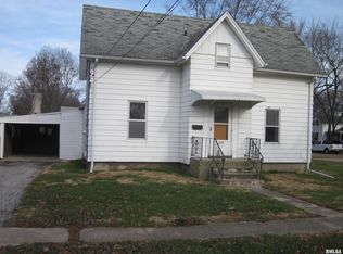 220 E Walnut St, Mason City, IL