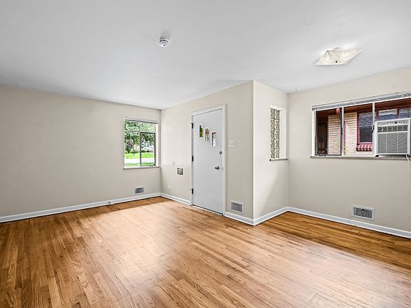 4th image of 2517 S Humboldt St #2517