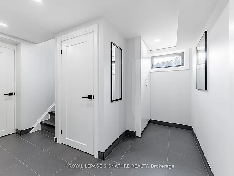 16 Boem Ave — Photo 31