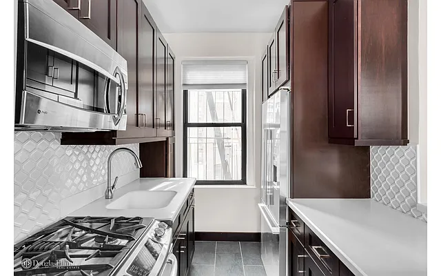 Sold by Douglas Elliman | media 17