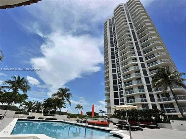 7330 Ocean Ter #18-C, Miami Beach, FL 33141