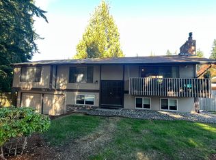 6673 NE Wellsly Pl, Bremerton, WA 98311