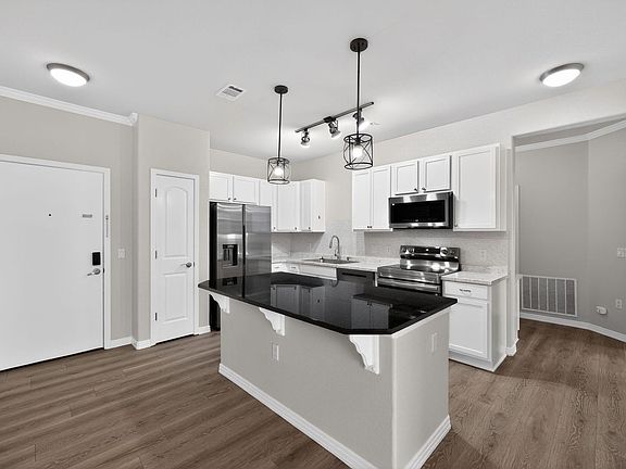 5th image of 10176 Park Meadows Dr Unit 2101