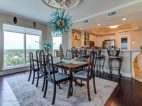 4th image of 2668 Beach Blvd Unit 1401