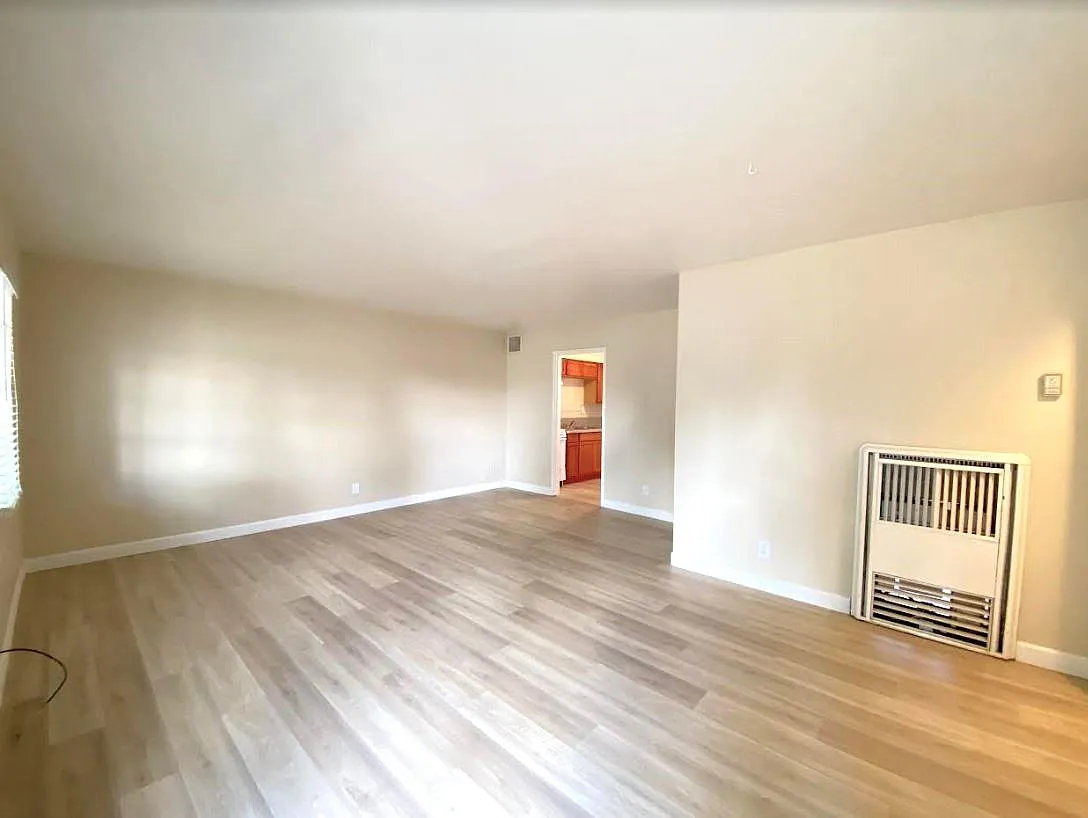 1 bed, 625 sqft, $1,100 — Photo 3