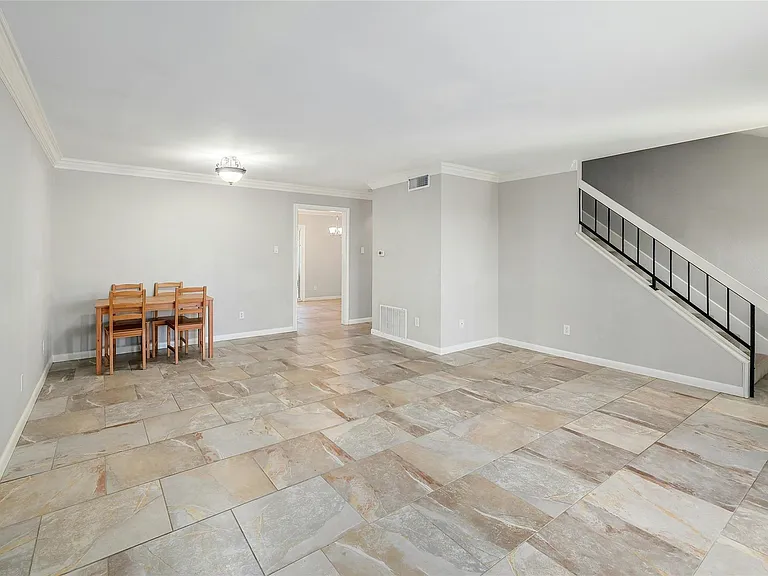 2002 Millay Dr #118 — Photo 4