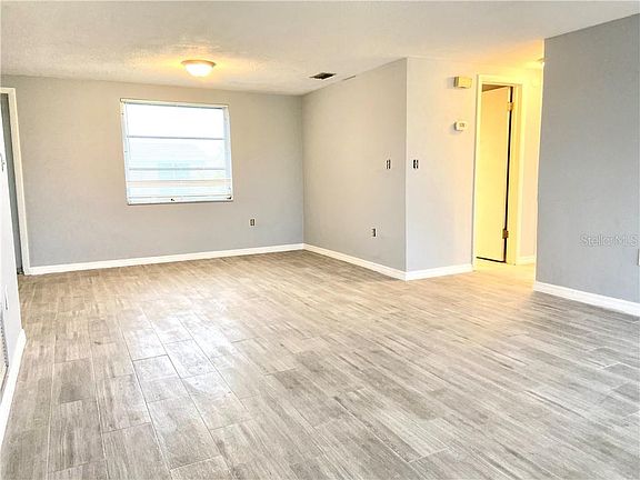 2nd image of 3221 Bright Dr