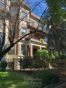 4145 N Sheridan Rd APT 1E, Chicago, IL, 60613