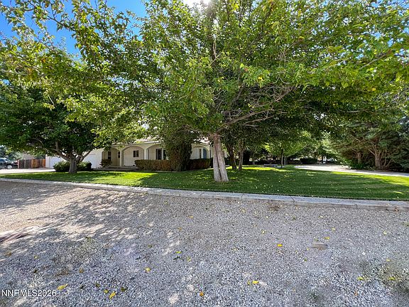 4th image of 875 Taos Ct