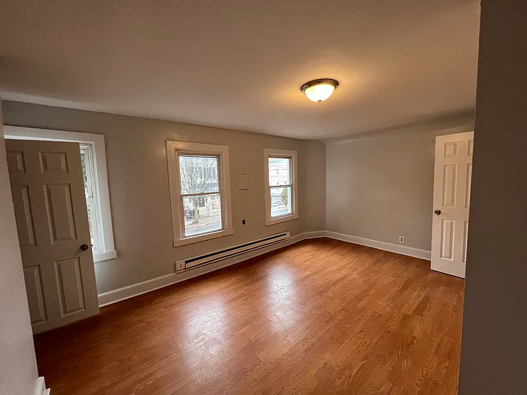 594 Christopher St #1 — Photo 10