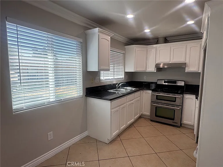 603 N Soldano Ave — Photo 4