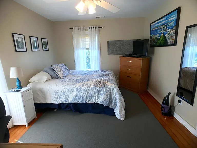 25 Briarwood Ave #B — Photo 8