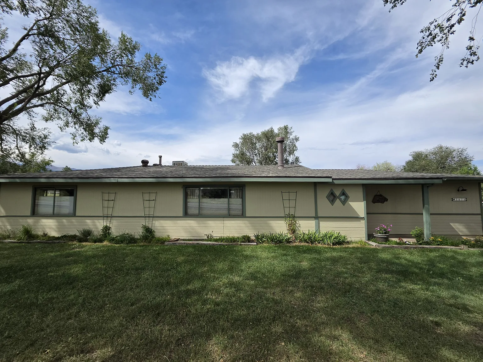 3 bed, 1550 sqft, $2,200 — Photo 2