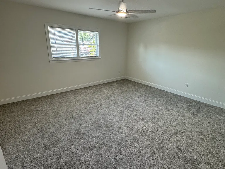 Bedroom # 1 (14x14)
