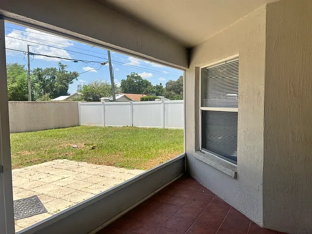 1650 Meadows Pond Dr — Photo 19