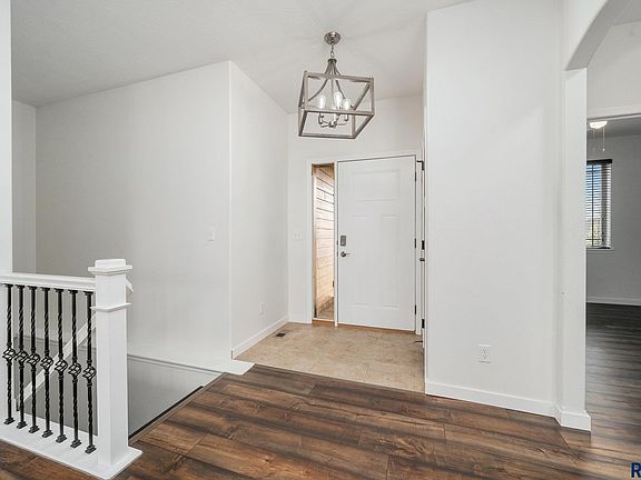4th image of 7000 S Trailsedge Cir
