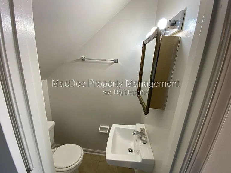 200 Brighton Sq — Photo 7