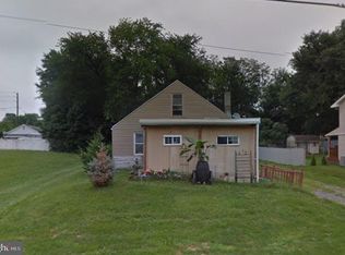 11 Lucy Ave, Hummelstown, PA 17036