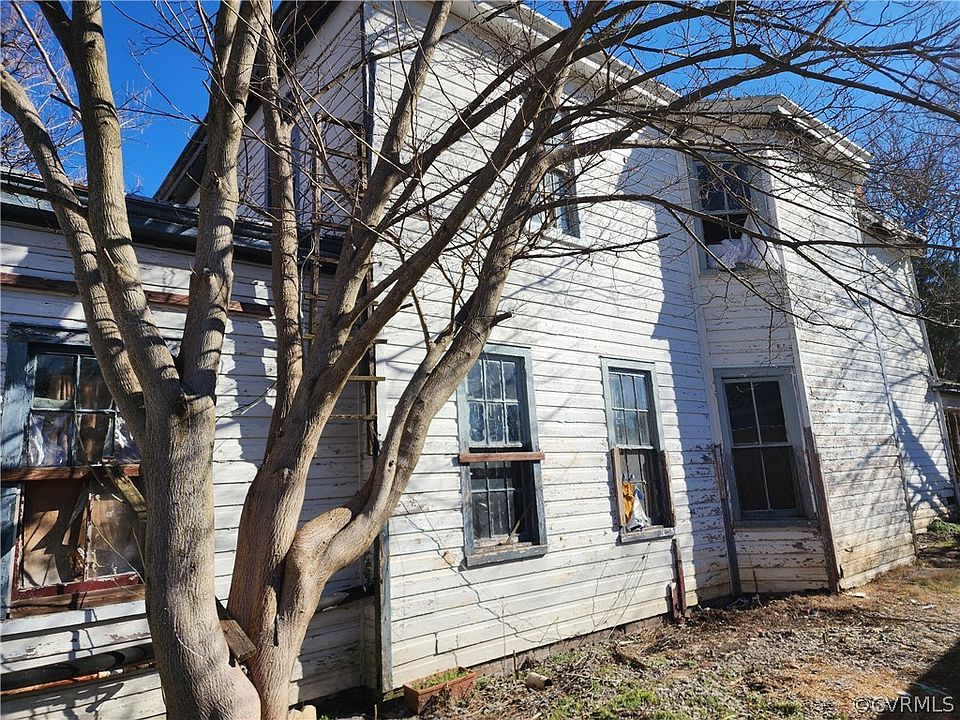 2nd image of 125 Liberty St