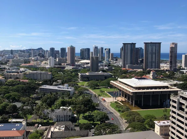 1200 Queen Emma St APT 3006, Honolulu, HI 96813