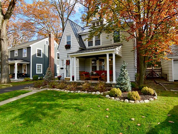 3rd image of 48 Pinewood Ave