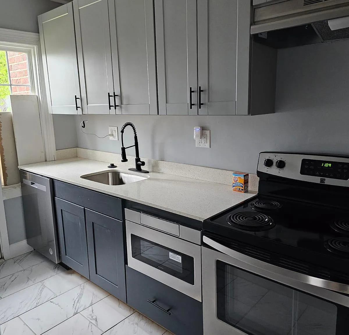 1010 48th St NE — Photo 4