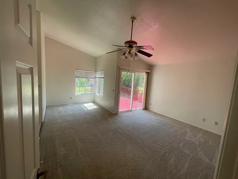 6124 Fleetwood Ln — Photo 12