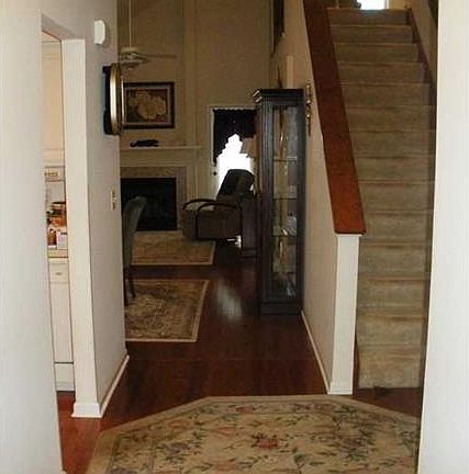 3rd image of 60 Mayfield Dr