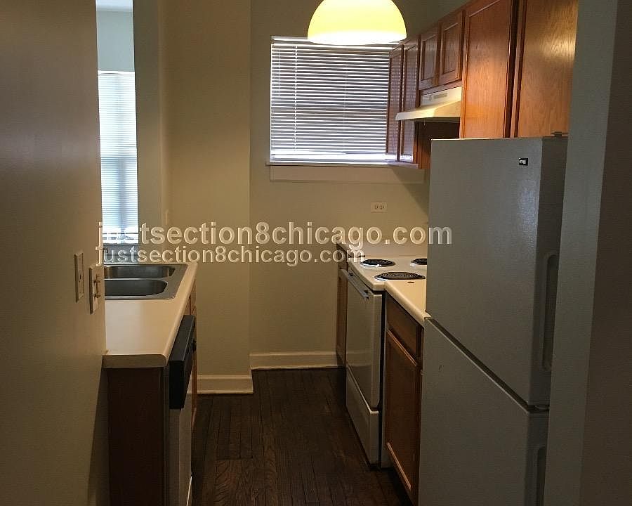 1st image of 6439 S Kenwood Ave APT 34
